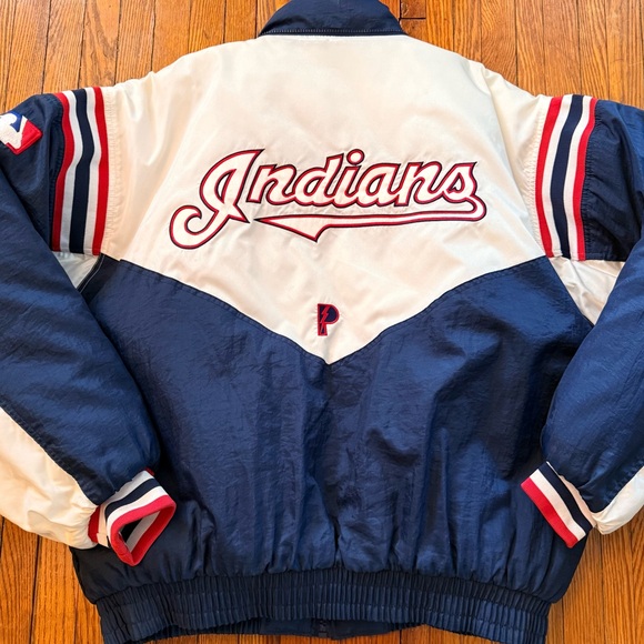 90’s Cleveland Indians Pro Player Puffer Jacket - Picture 2 of 15